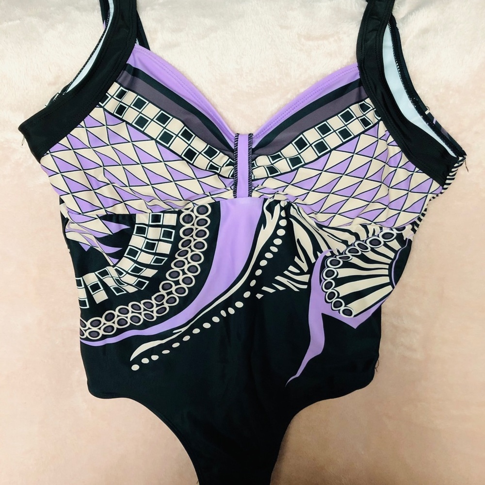 Ladies swimsuit
